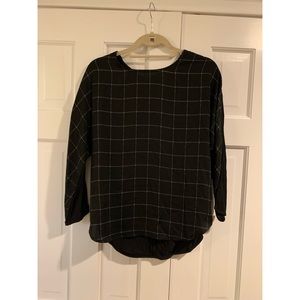 🆕 Ann Taylor Black Tee